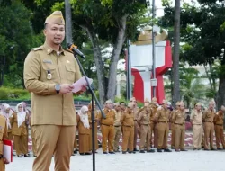 Wakil Bupati Lamsel, Pandu Kesuma Dewangsa, memimpin apel mingguan terakhirnya di lingkungan Pemkab Setempat