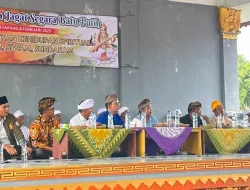Bupati dan Wakil Bupati Lamsel terpilih, Radityo Egi Pratama dan M. Syaful Anwar menghadiri perayaan Hari Raya Saraswati umat Hindu di Ketapang