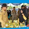 Pemkab Lampung Selatan Gelar Pasar Murah, Warga Katibung Serbu Lapangan Desa Sukajaya