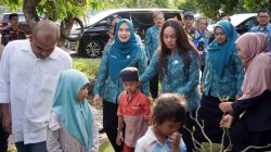 Tiga Anak Penderita Thalesemia Di Kunjungi Ketua Tim Penggeeak PKK Lamsel Zita Aniani